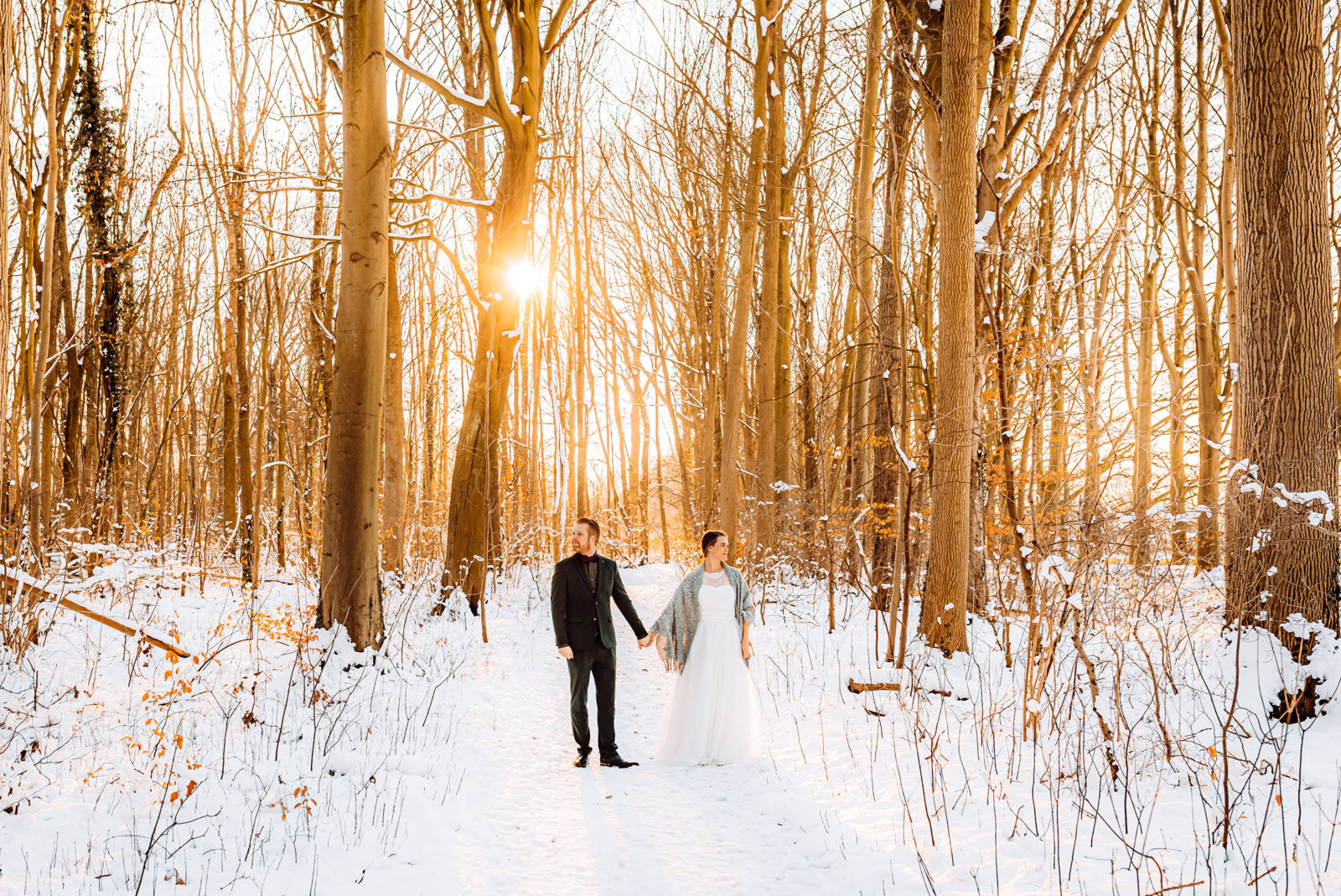 Bruidsfotografie-bruidsfotograaf-werkendam-fortaltena-fort-altena-bruidsreportage-trouwfotografie-bruid-bruidegom-coronabruiloft-corona-fotografie-trouwfotograaf-trouwenindesneeuw-winterwedding-sneeuwshoot-sneeuwfotoshoot-